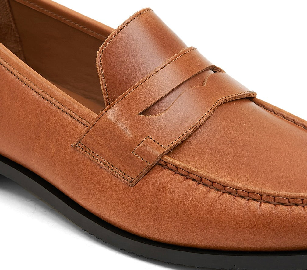 Oak Hill Explorer Tan